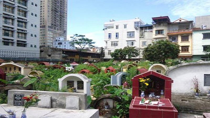 Phong thủy nhà cạnh nghĩa trang: Ảnh hưởng và Cách hóa giải